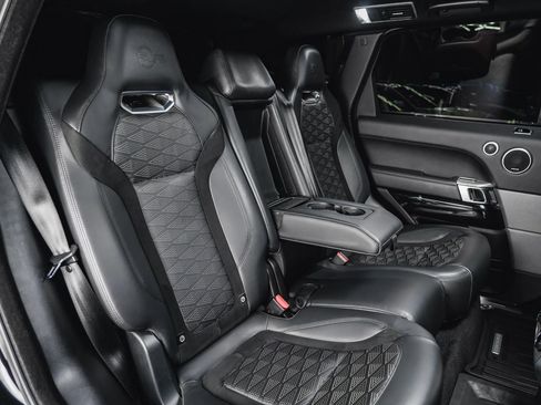 Used 2018 Land Rover Range Rover Sport SVR image 42