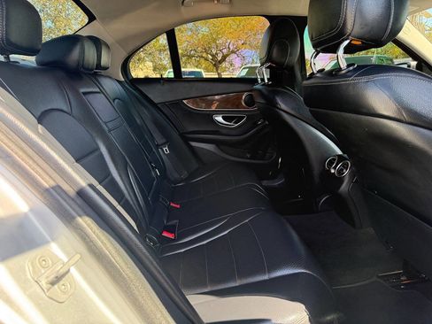 Used 2015 Mercedes-Benz C 300 4MATIC Sedan image 20