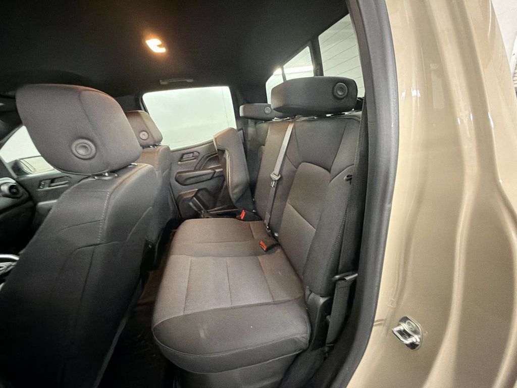 Certified 2024 Chevrolet Colorado Trail Boss w/ Technology Package AWD/4WD image 24