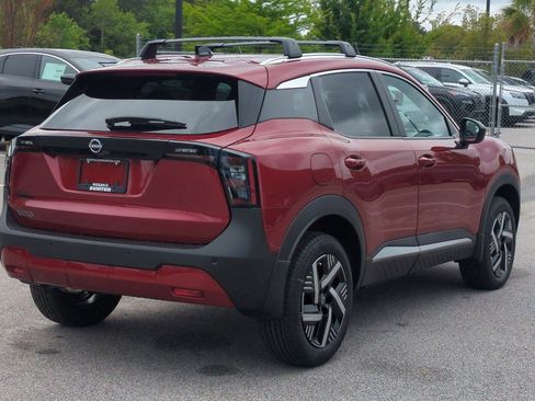 New 2026 Nissan Kicks SV w/ SV Premium Package FWD image 4