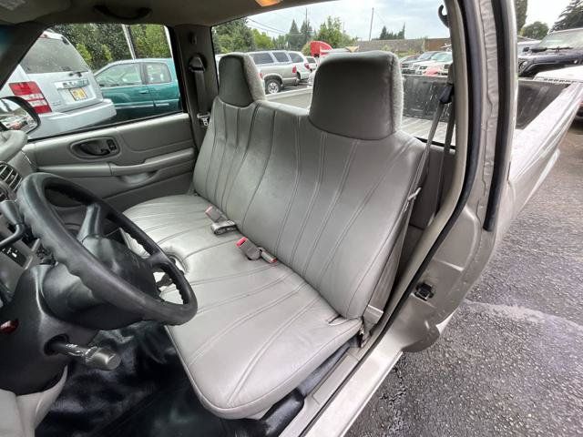 Used 2000 GMC Sonoma SL RWD image 9