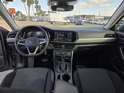 Used 2024 Volkswagen Jetta S image 15