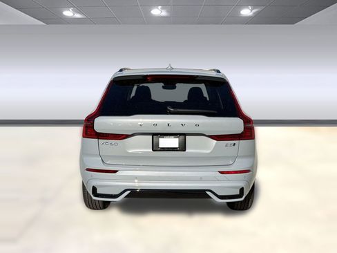 New 2026 Volvo XC60 B5 Core w/ Climate Package AWD/4WD image 10