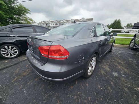 Used 2014 Volkswagen Passat 1.8T SEL Premium FWD image 6