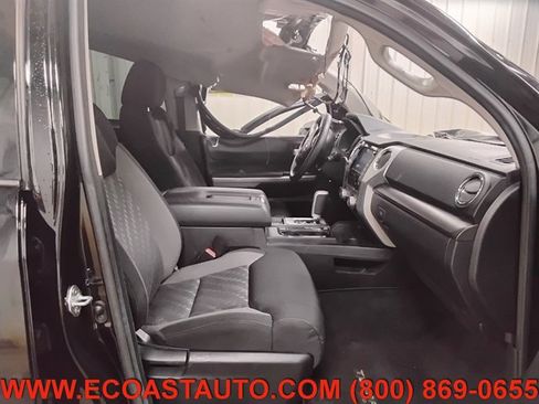 Used 2021 Toyota Tundra SR5 w/ TRD Off-Road Package AWD/4WD image 13