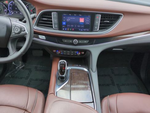 Used 2021 Buick Enclave Avenir w/ Trailering Package, 5000 lbs. AWD/4WD image 15