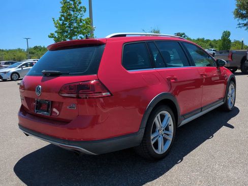 Used 2017 Volkswagen Golf Alltrack S AWD/4WD image 6
