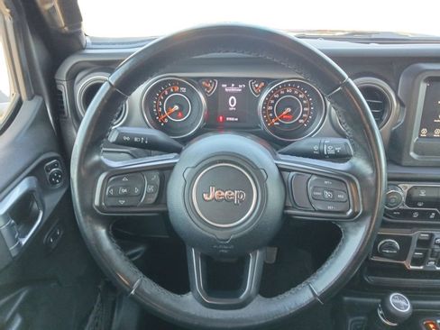 Used 2022 Jeep Gladiator Willys image 21