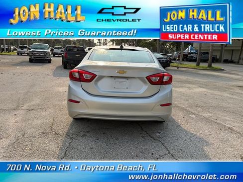 Used 2019 Chevrolet Cruze LS FWD image 8