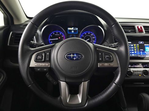 Used 2017 Subaru Outback 2.5i Limited AWD/4WD image 19