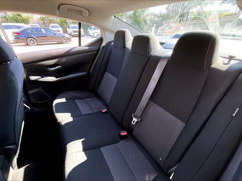 Certified 2023 Nissan Sentra SV FWD image 19