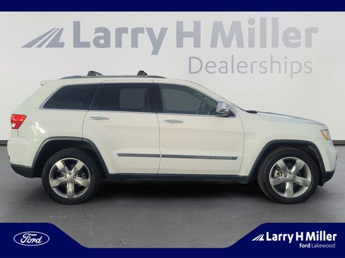 Used 2013 Jeep Grand Cherokee Limited w/ Trailer Tow Group image 6