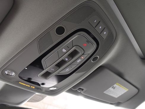 Used 2018 Audi Q5 2.0T Premium Plus w/ Premium Plus Package image 33