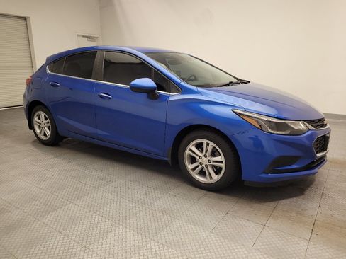 Used 2017 Chevrolet Cruze LT w/ Convenience Package FWD image 11