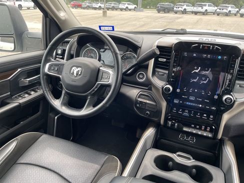 Used 2024 RAM 2500 Laramie w/ Towing Technology Group AWD/4WD image 26