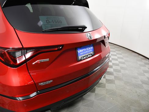 Used 2022 Acura MDX A-Spec AWD/4WD image 15