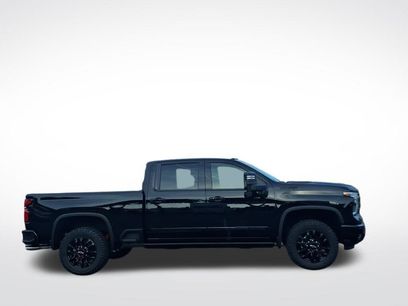 New 2026 Chevrolet Silverado 2500 High Country w/ Midnight Edition