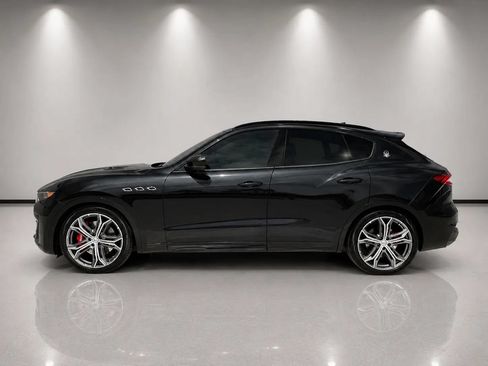 Used 2019 Maserati Levante GTS AWD/4WD image 6