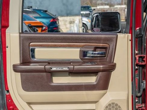 Used 2014 RAM 2500 Laramie image 35