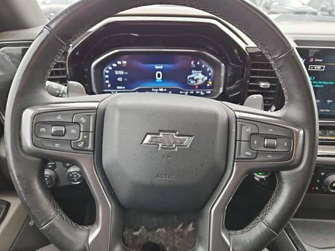 Used 2023 Chevrolet Silverado 1500 ZR2 image 9
