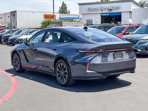 New 2026 Lexus ES 350e FWD image 2