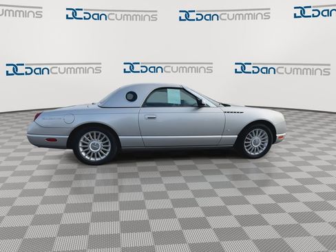 Used 2004 Ford Thunderbird image 9