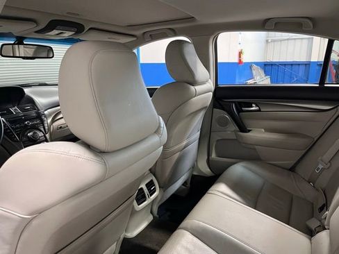 Used 2012 Acura TL w/ Technology Package image 17