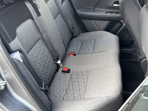 Used 2025 Nissan Kicks SV image 21