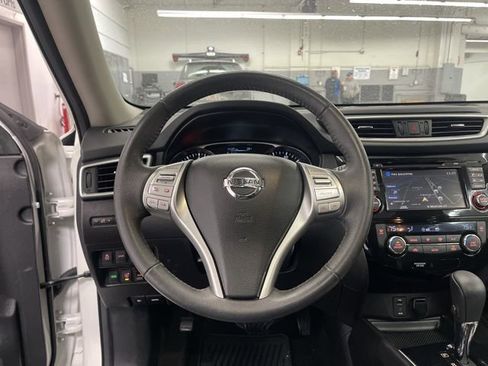 Used 2015 Nissan Rogue SL w/ SL Premium Package image 15
