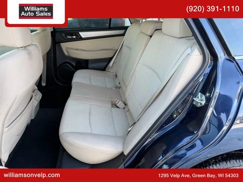 Used 2018 Subaru Outback 2.5i Premium image 12