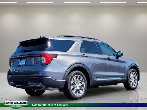 Used 2025 Ford Explorer Active w/ Active Comfort Package AWD/4WD image 4