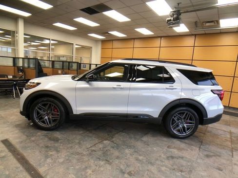 New 2026 Ford Explorer ST AWD/4WD image 2