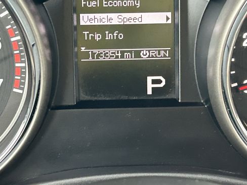 Used 2011 Jeep Grand Cherokee Limited image 12