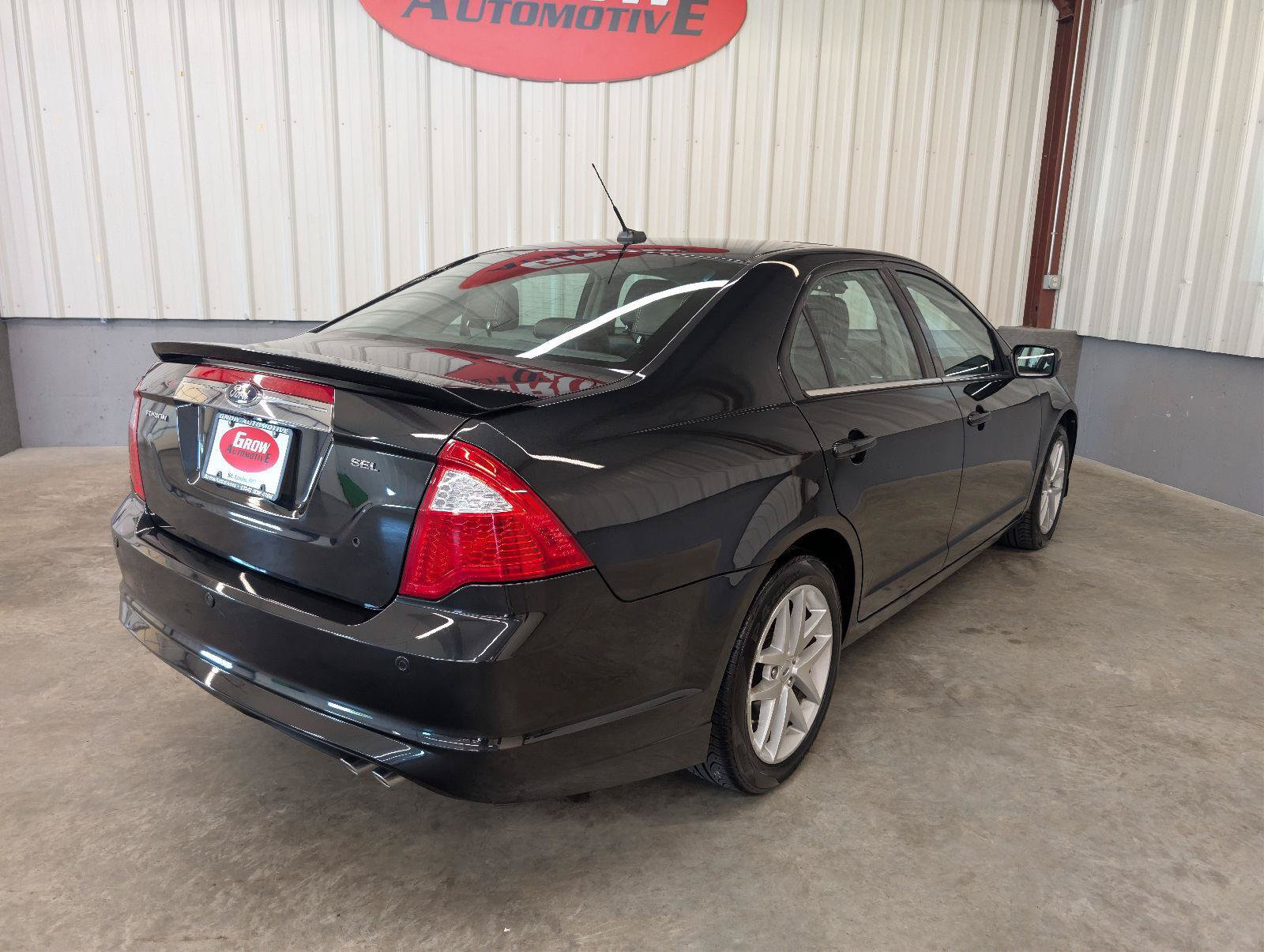 Used 2012 Ford Fusion SEL FWD image 12