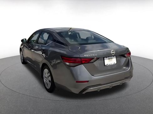 Used 2025 Nissan Sentra S image 11