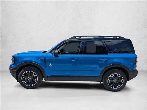 Used 2025 Ford Bronco Sport Outer Banks w/ Outer Banks Tech Package+ AWD/4WD image 8