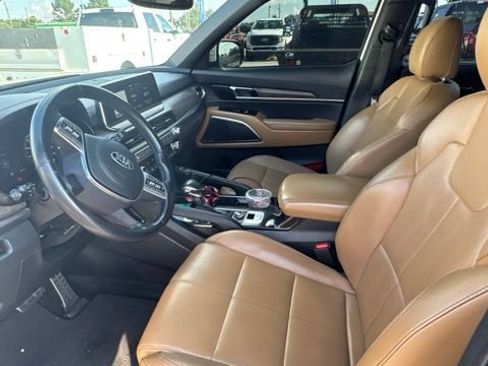 Used 2021 Kia Telluride SX w/ Towing Package FWD image 13