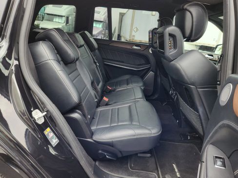 Used 2014 Mercedes-Benz GL 63 AMG GL 63 AMG Sport Utility 4D w/ Accessory Chrome Package image 21