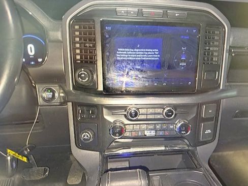 Used 2021 Ford F150 Lariat w/ Equipment Group 502A High image 10