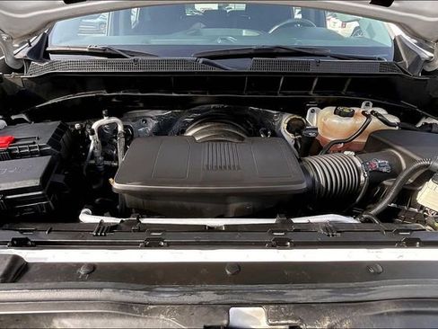 Used 2019 Chevrolet Silverado 1500 Custom w/ Custom Max Trailering Package image 10