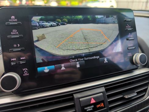 Used 2021 Honda Accord EX-L image 23