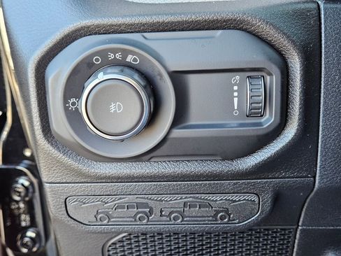 New 2026 Jeep Wrangler Sport image 25