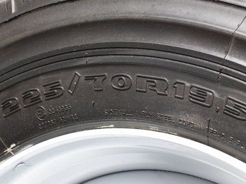 Used 2017 Ford F550 2WD Regular Cab Super Duty image 34