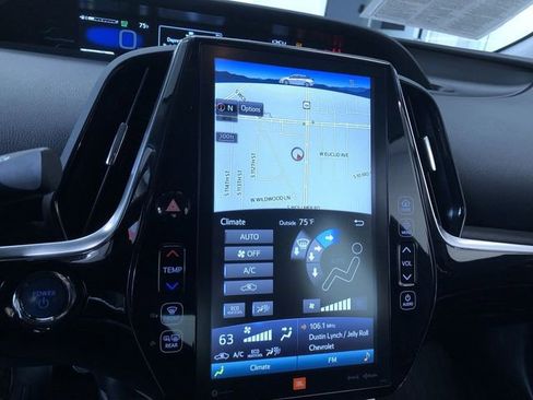 Certified 2019 Toyota Prius Prime Advanced FWD image 28