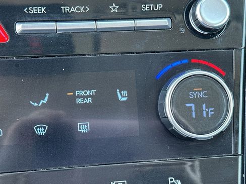 Used 2024 Hyundai Santa Fe SEL image 23