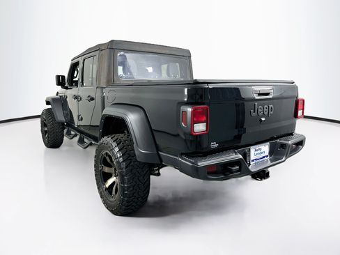 Used 2023 Jeep Gladiator Sport AWD/4WD image 7