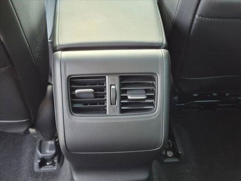 Used 2020 Honda Accord Touring image 19