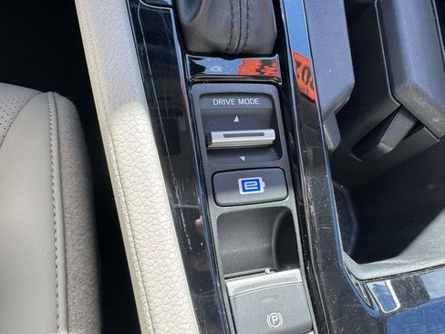 Used 2023 Honda Accord EX-L image 27