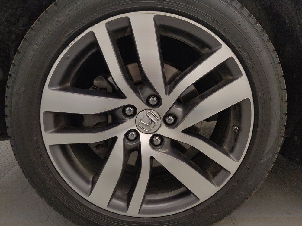 Used 2018 Honda Pilot Touring image 31