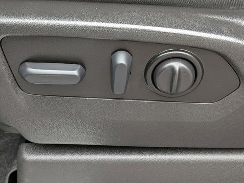 Used 2021 GMC Sierra 1500 Elevation image 17